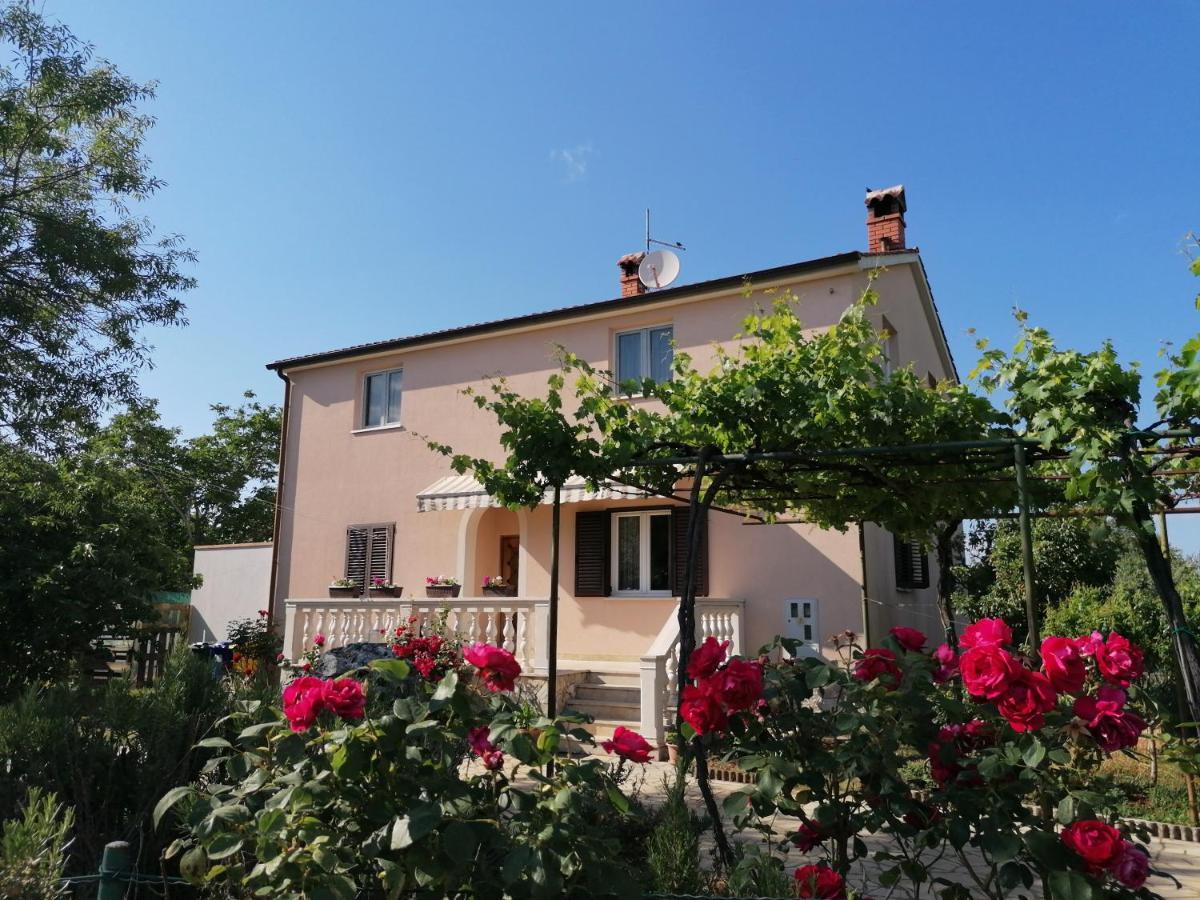 Ferienwohnung House Mario Near Rovinj Kanfanar Exterior foto
