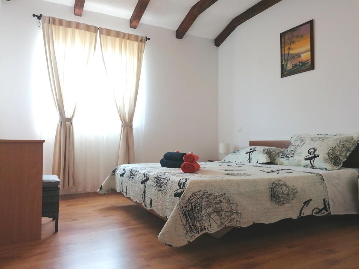 Ferienwohnung House Mario Near Rovinj Kanfanar Exterior foto